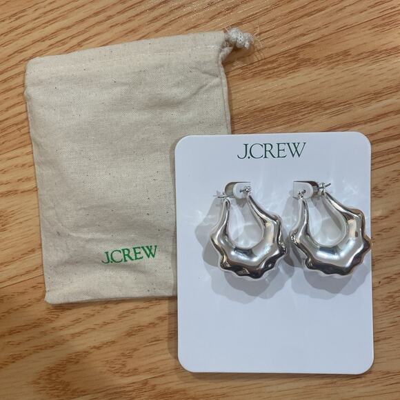 J Crew shiny matte silver Lightweight sculpted hoop earrings - Picture 6 of 9